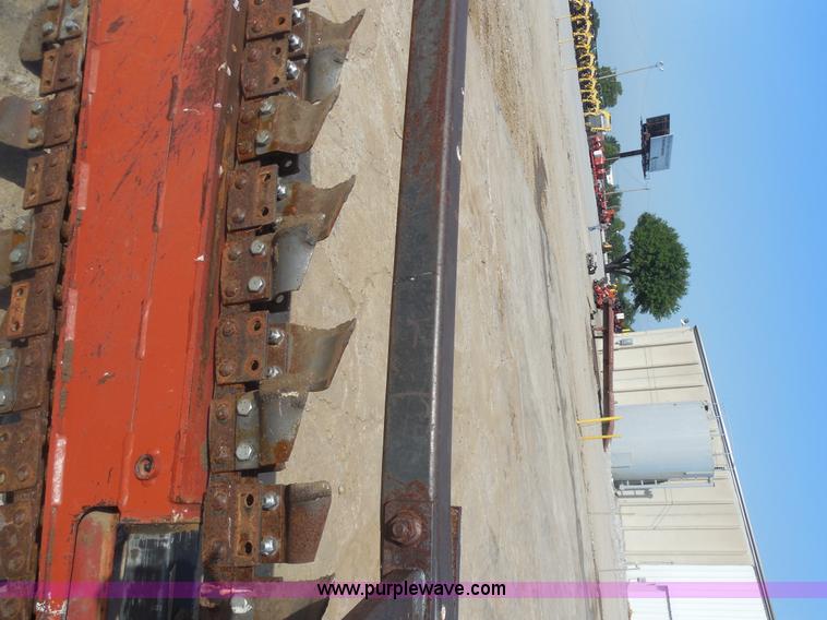 image for item F3236 Ditch Witch 3700DD ride on trencher