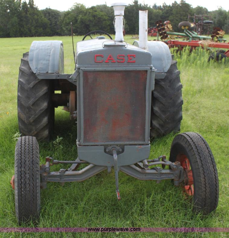 image for item G4004 Case L tractor