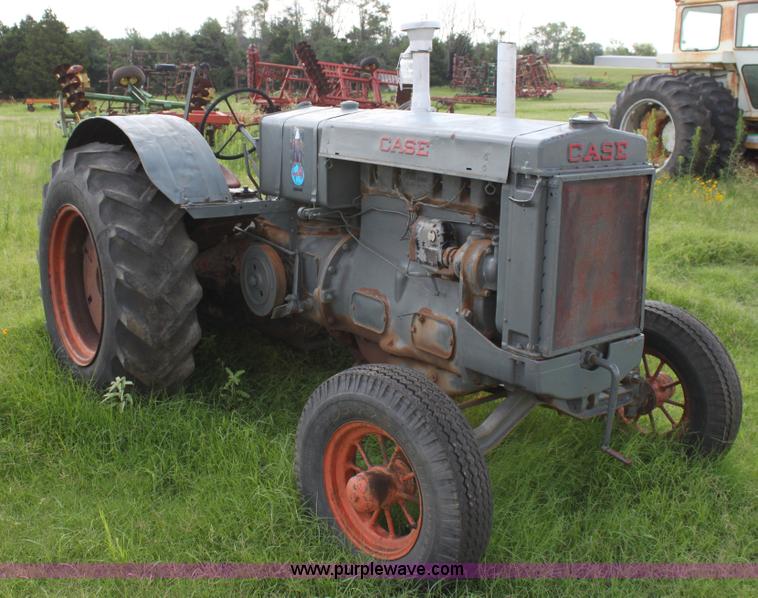 image for item G4004 Case L tractor