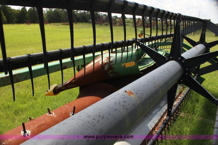 image for item G4007 John Deere 922 flex head