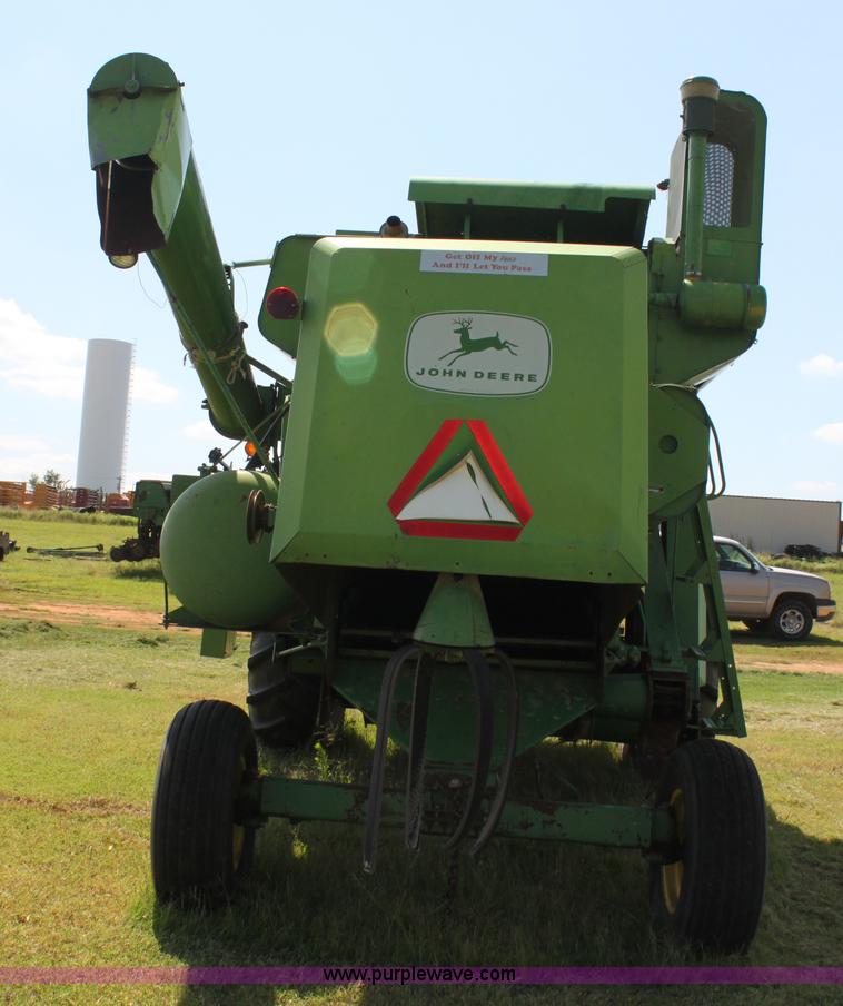 image for item G4011 John Deere 95 combine