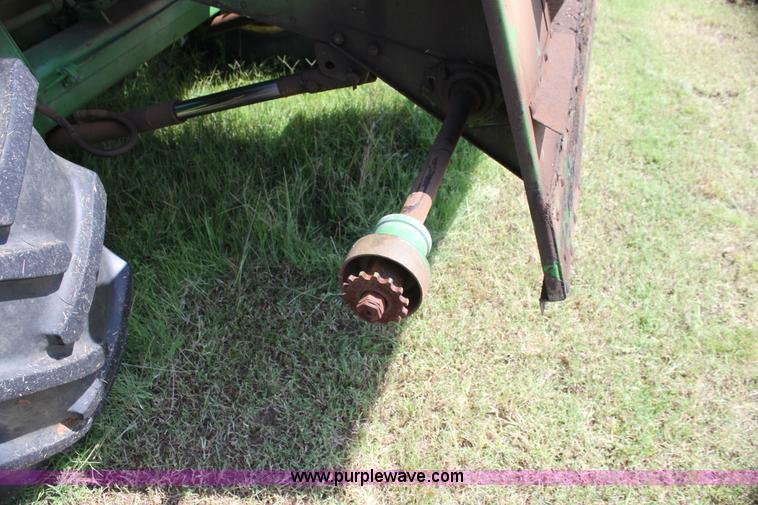 image for item G4011 John Deere 95 combine