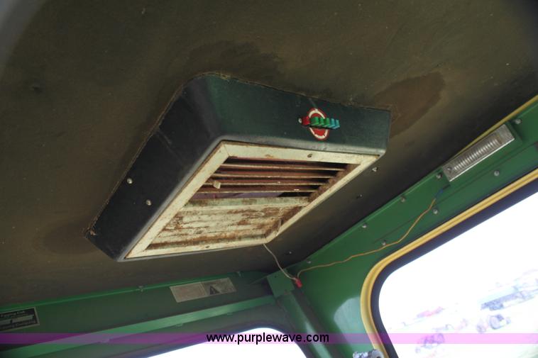 image for item G4011 John Deere 95 combine