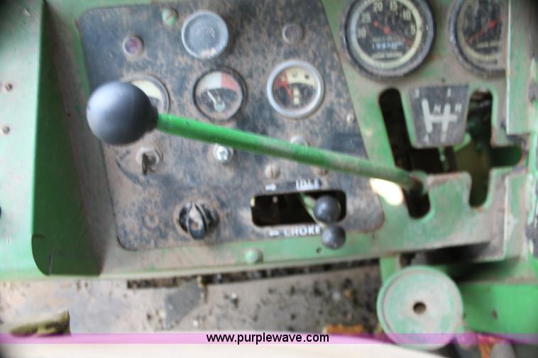 image for item G4011 John Deere 95 combine