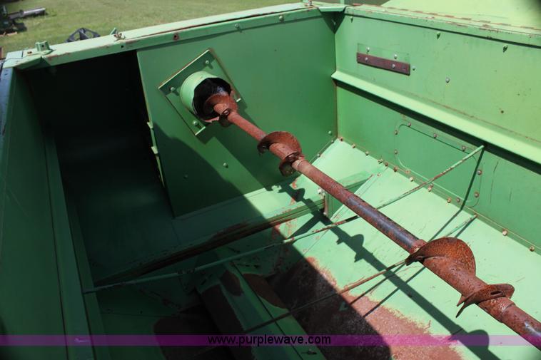 image for item G4011 John Deere 95 combine