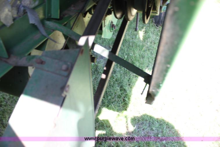 image for item G4011 John Deere 95 combine