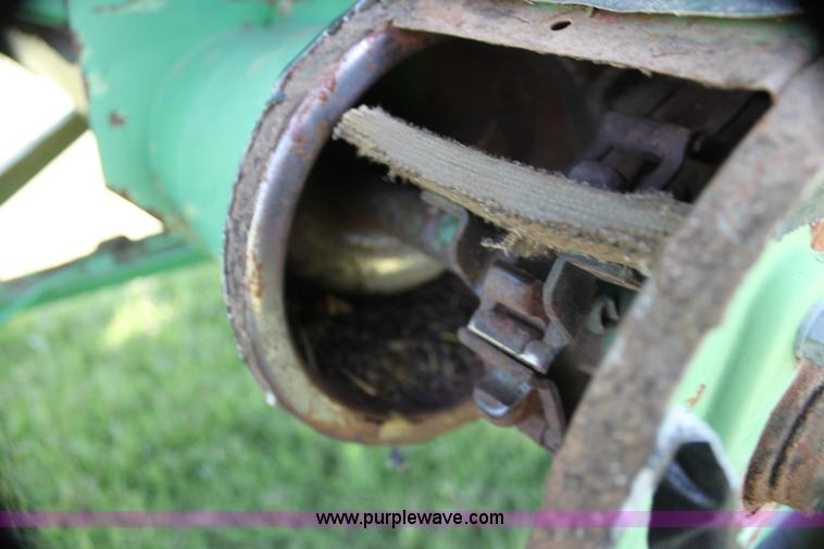 image for item G4011 John Deere 95 combine