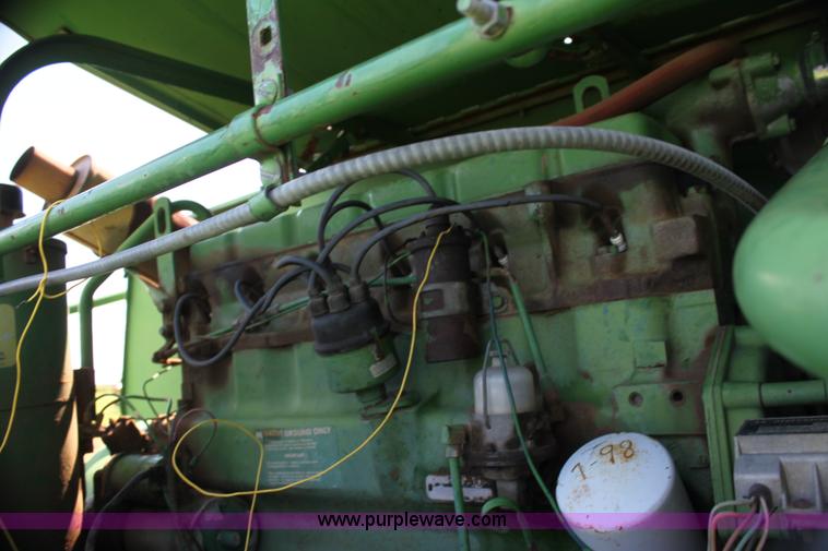 image for item G4011 John Deere 95 combine