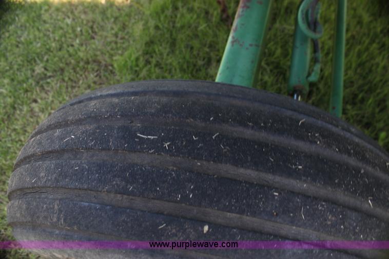 image for item G4011 John Deere 95 combine