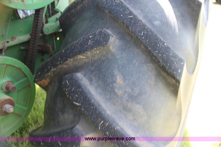 image for item G4011 John Deere 95 combine