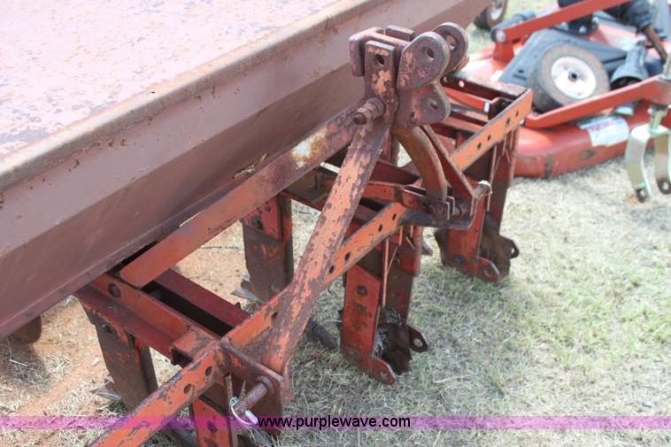 image for item G4016 Taylor 6' pasture drill