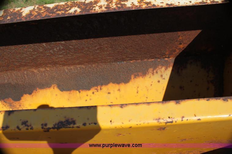 image for item G4018 Midland 10' pasture drill