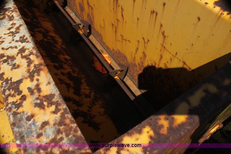 image for item G4018 Midland 10' pasture drill