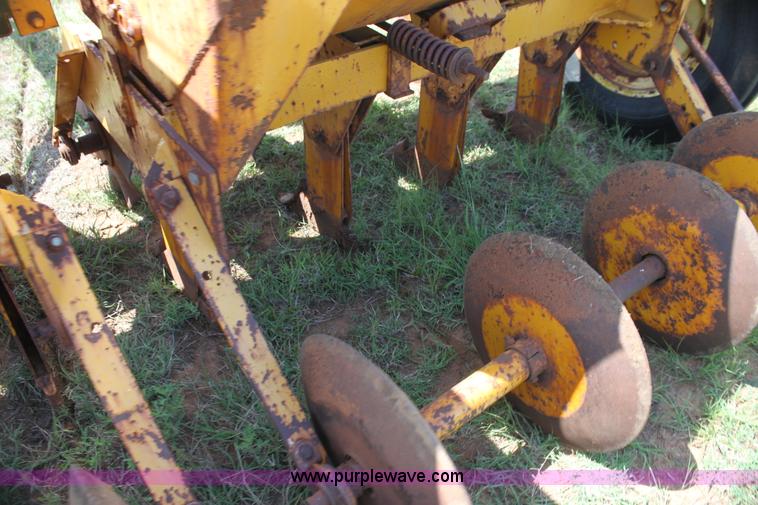 image for item G4018 Midland 10' pasture drill