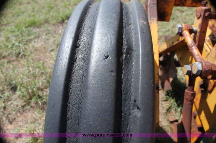 image for item G4018 Midland 10' pasture drill