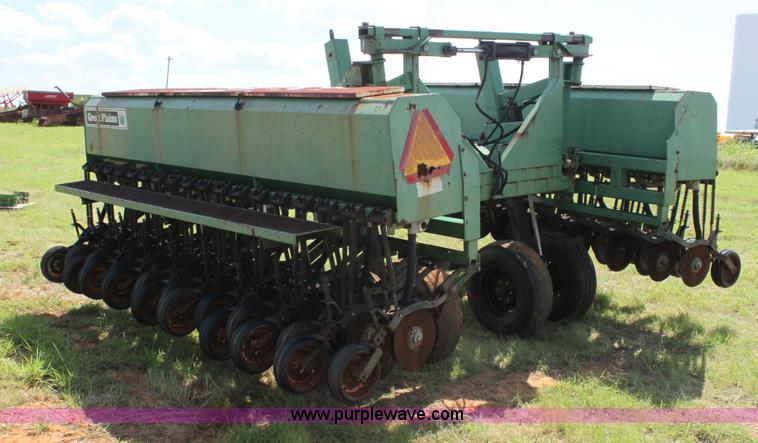 image for item G4023 Great Plains Solid State folding drill