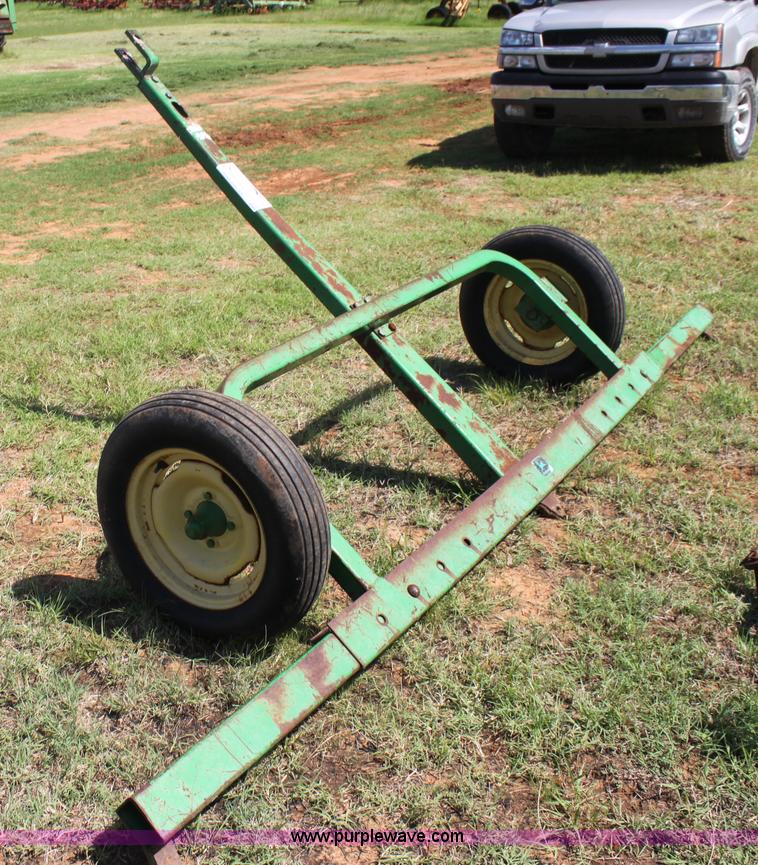 John Deere double rake hitch in Guthrie, OK Item G4025 sold Purple Wave