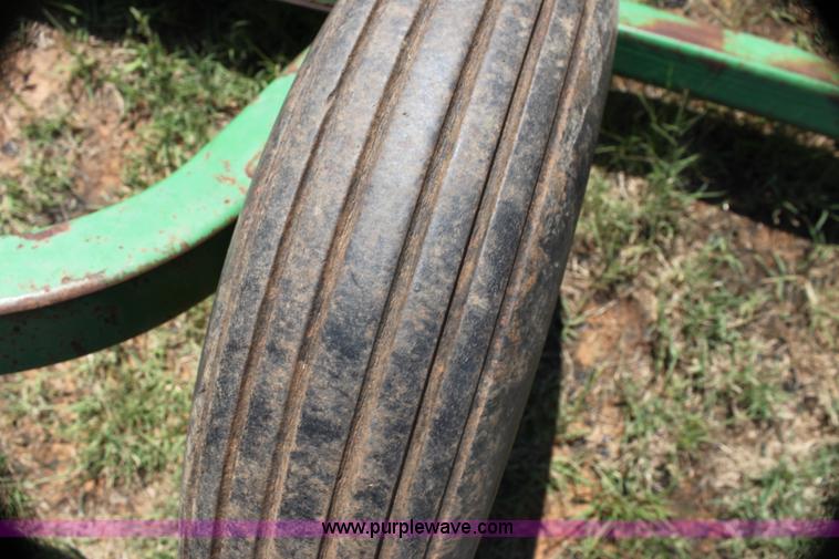 image for item G4025 John Deere double rake hitch