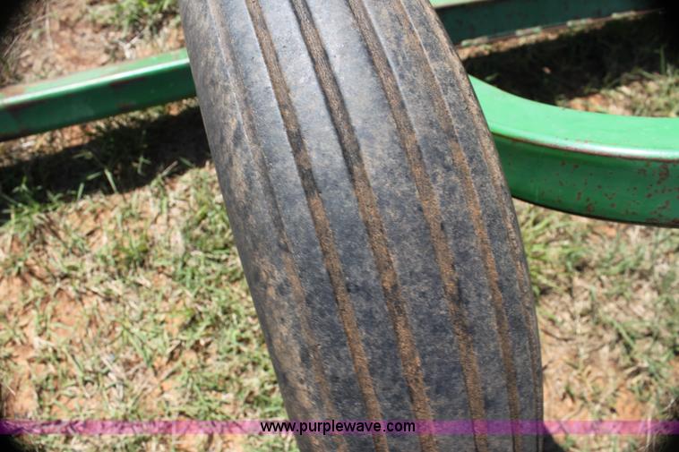 image for item G4025 John Deere double rake hitch