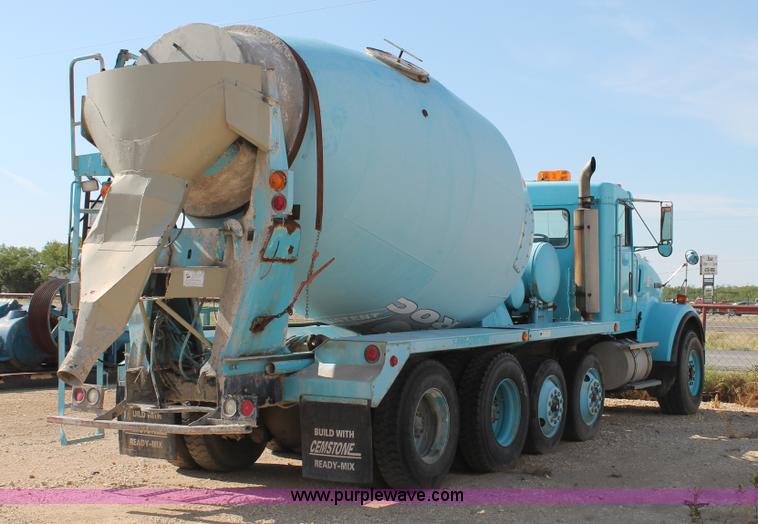 image for item G5743 1993 Kenworth W900 oilfield fabricated cement mixer truck