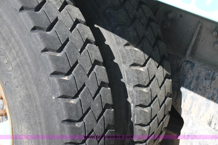 image for item G5743 1993 Kenworth W900 oilfield fabricated cement mixer truck