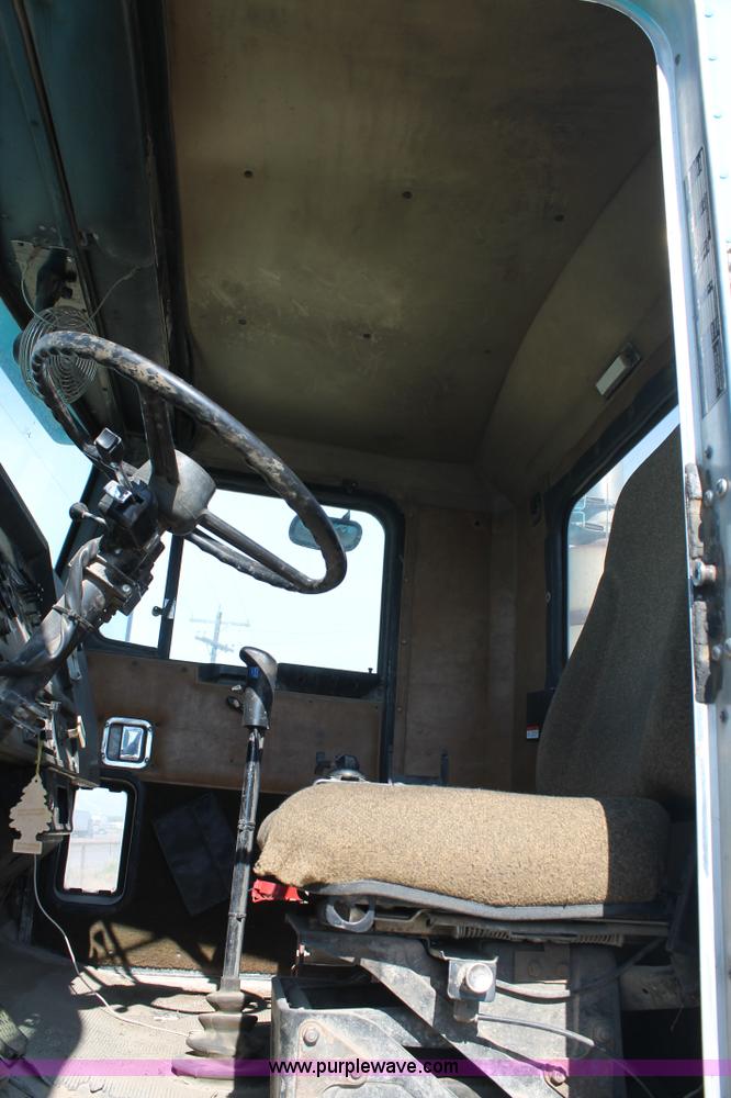 image for item G5743 1993 Kenworth W900 oilfield fabricated cement mixer truck