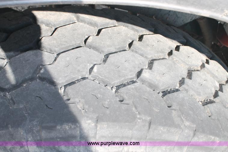 image for item G5743 1993 Kenworth W900 oilfield fabricated cement mixer truck