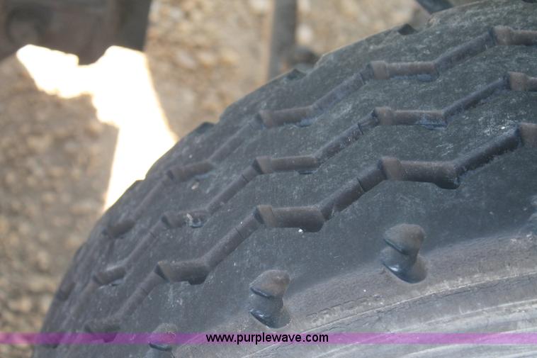 image for item G5743 1993 Kenworth W900 oilfield fabricated cement mixer truck