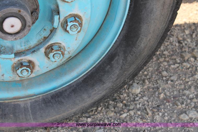 image for item G5743 1993 Kenworth W900 oilfield fabricated cement mixer truck