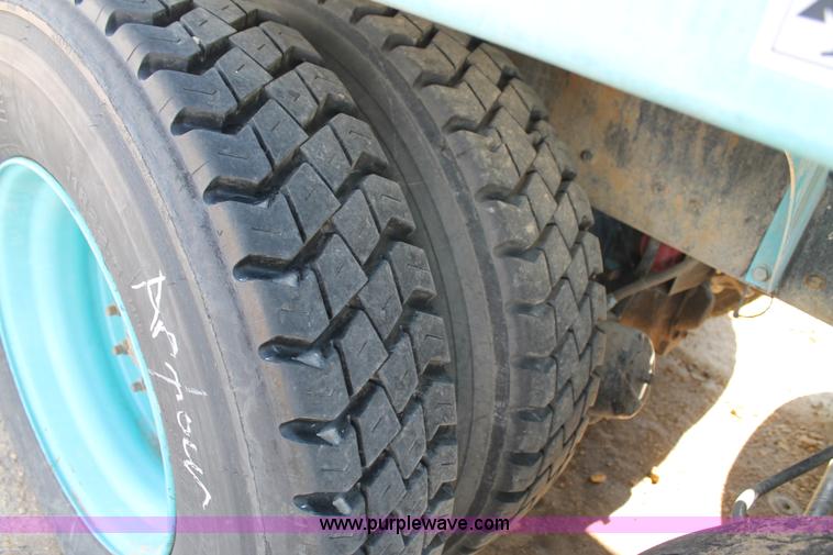 image for item G5743 1993 Kenworth W900 oilfield fabricated cement mixer truck