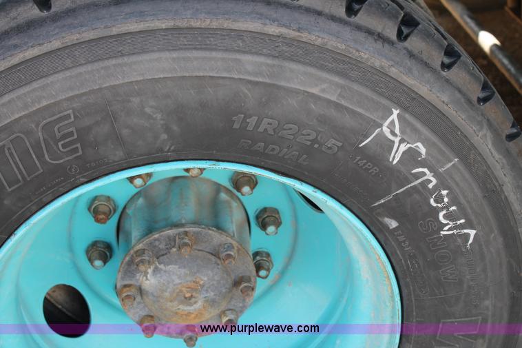 image for item G5743 1993 Kenworth W900 oilfield fabricated cement mixer truck