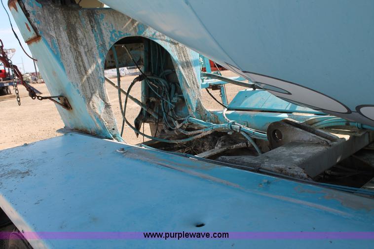 image for item G5743 1993 Kenworth W900 oilfield fabricated cement mixer truck