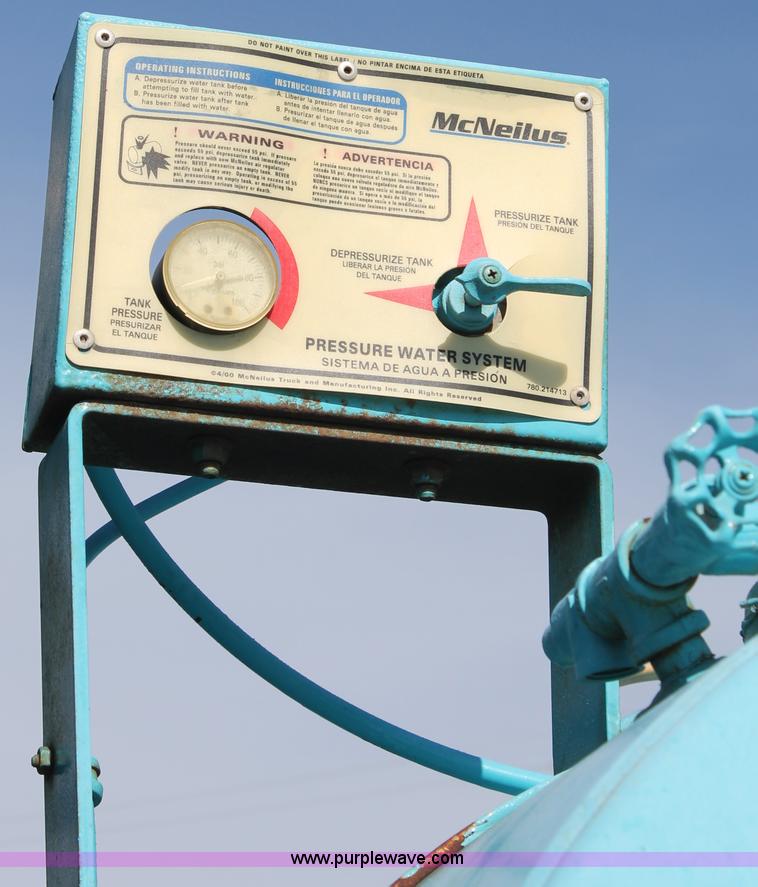 image for item G5743 1993 Kenworth W900 oilfield fabricated cement mixer truck