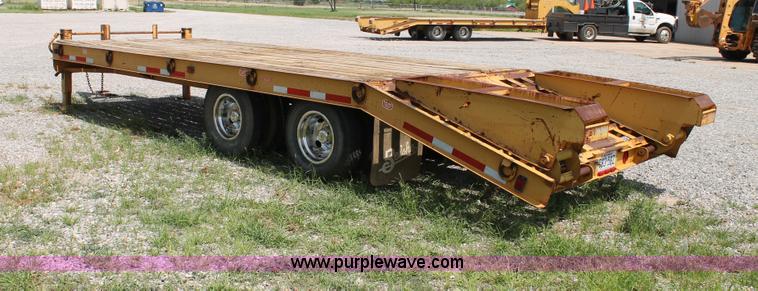 image for item G5745 1996 Belshe DT235 equipment trailer