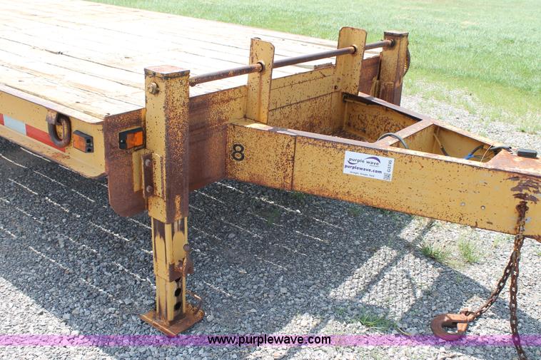 image for item G5745 1996 Belshe DT235 equipment trailer