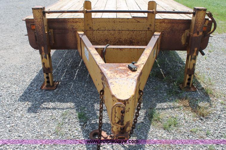 image for item G5745 1996 Belshe DT235 equipment trailer