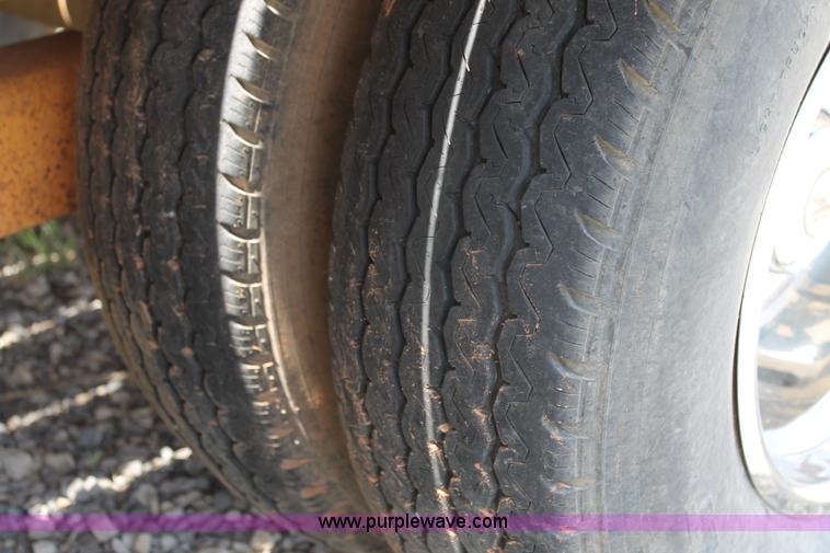 image for item G5745 1996 Belshe DT235 equipment trailer