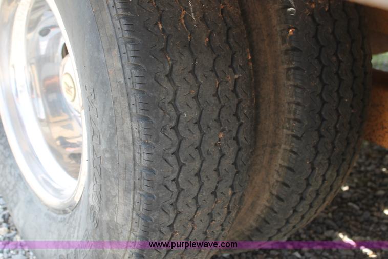 image for item G5745 1996 Belshe DT235 equipment trailer