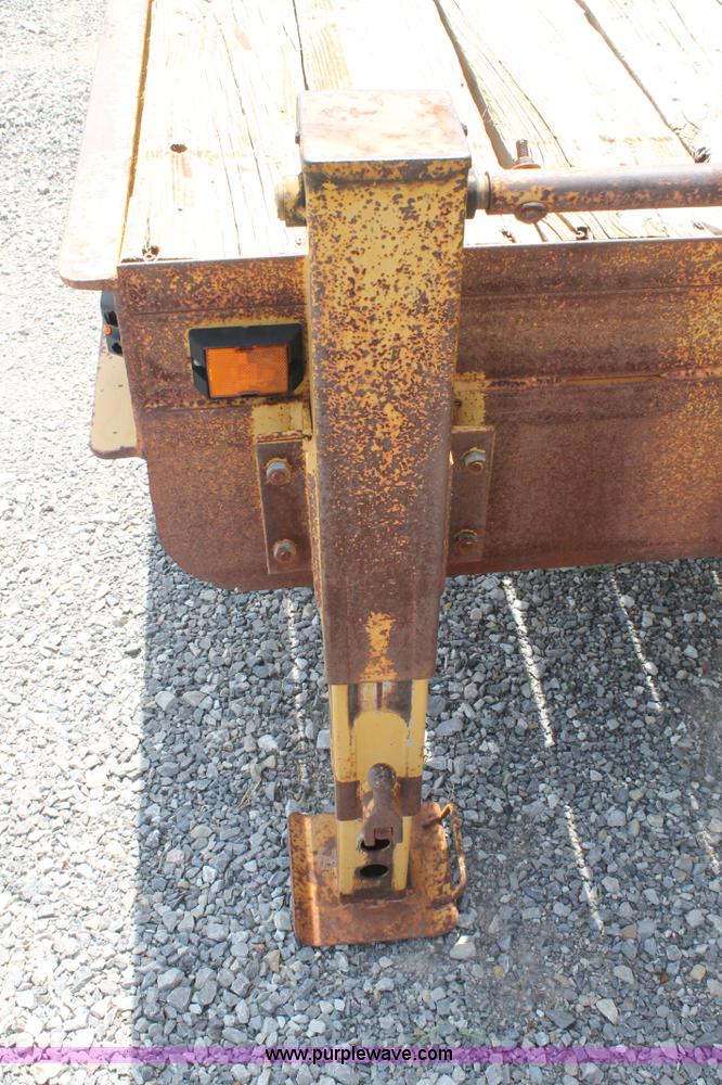image for item G5745 1996 Belshe DT235 equipment trailer