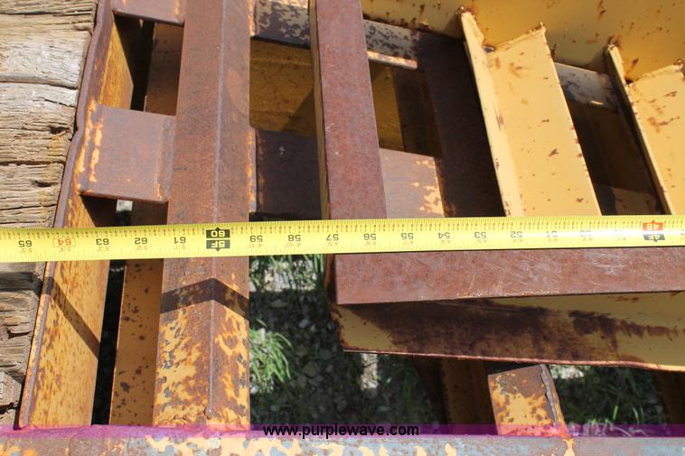 image for item G5745 1996 Belshe DT235 equipment trailer