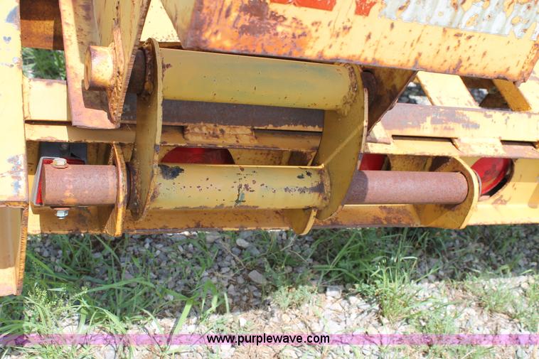 image for item G5745 1996 Belshe DT235 equipment trailer