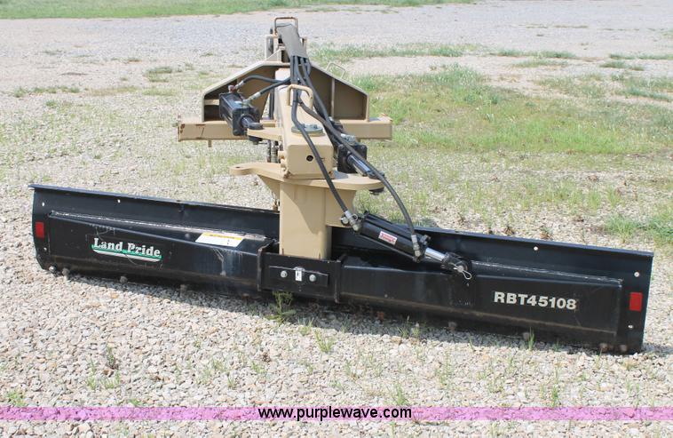 image for item G5746 Land Pride hydraulic blade