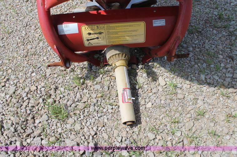 image for item G5748 2004 Cosmo 500 seeder/spreader