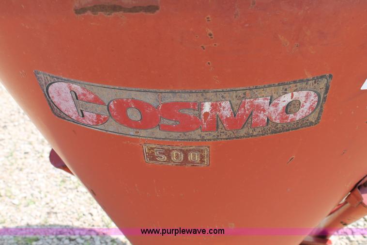 image for item G5748 2004 Cosmo 500 seeder/spreader
