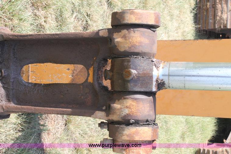 image for item G5751 2003 Case CX330 excavator