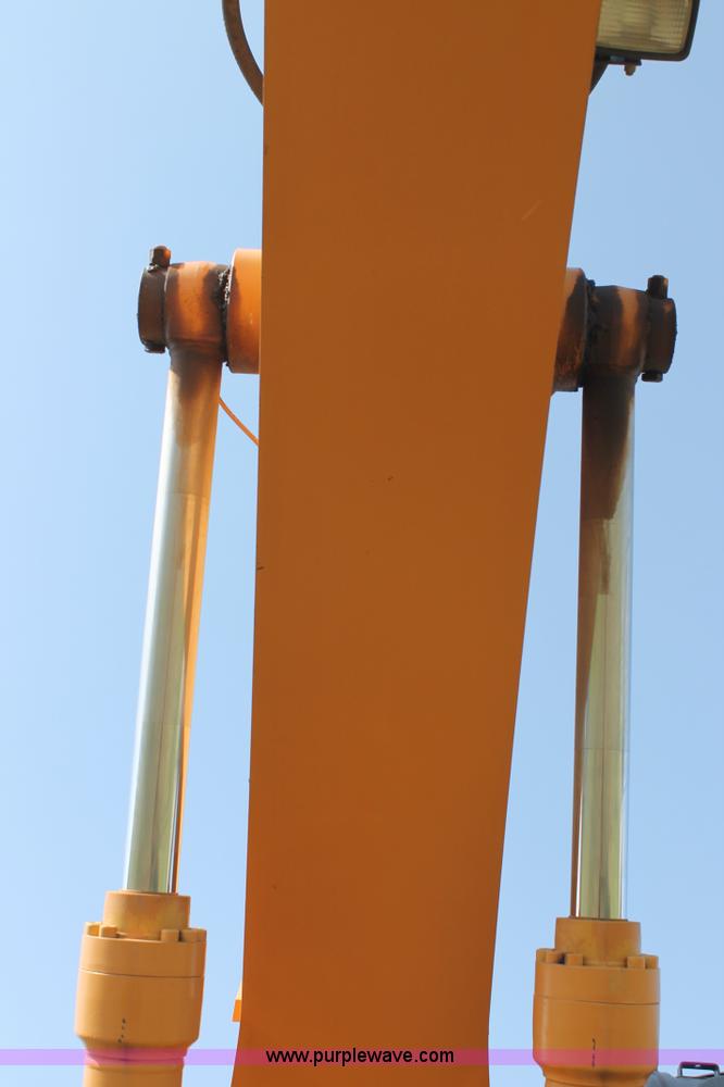 image for item G5751 2003 Case CX330 excavator