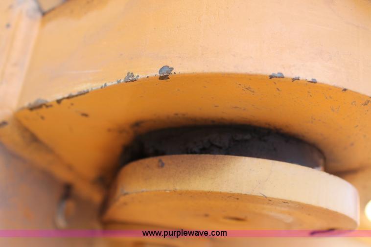 image for item G5751 2003 Case CX330 excavator