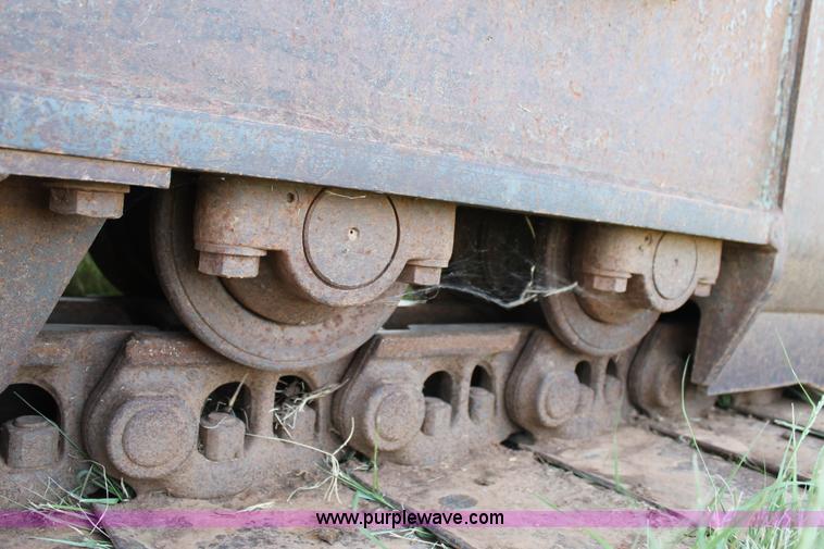 image for item G5751 2003 Case CX330 excavator