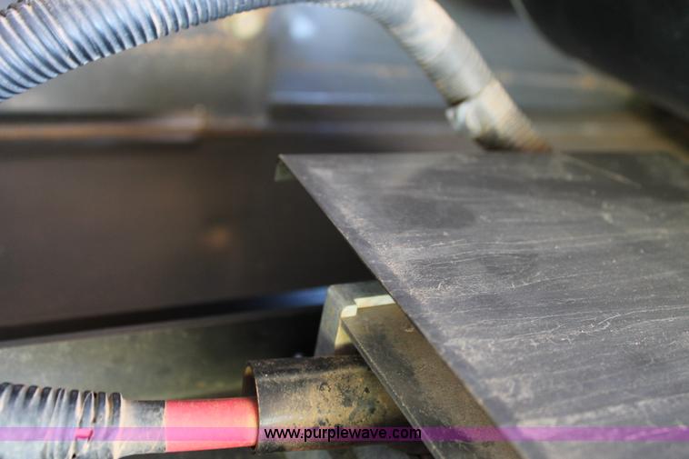 image for item G5751 2003 Case CX330 excavator