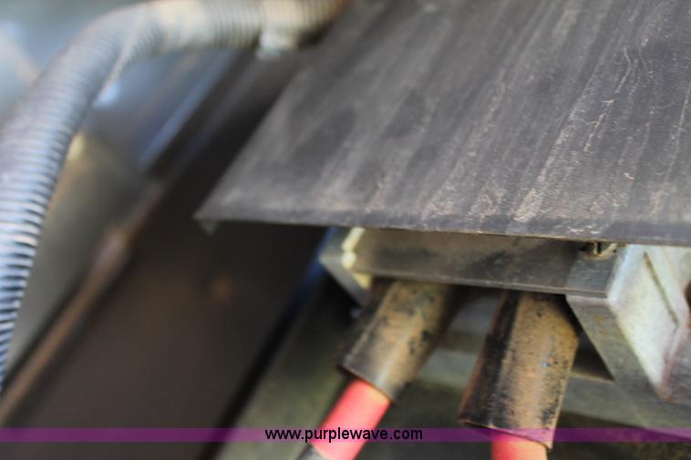 image for item G5751 2003 Case CX330 excavator